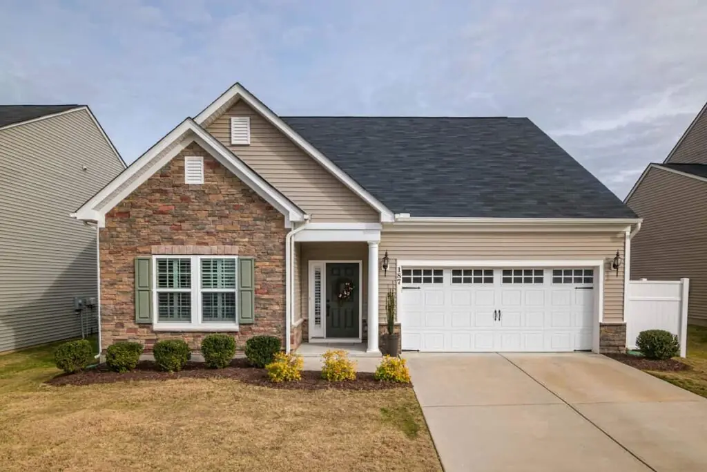 premium door house